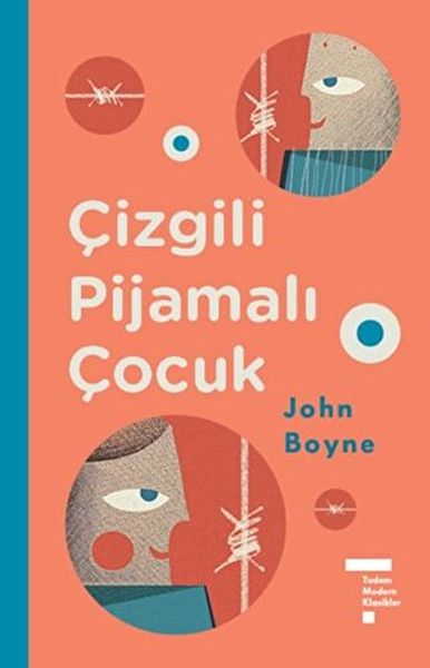 Çizgili Pijamalı Çocuk-zoom-