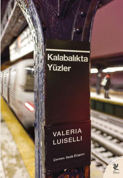 Kalabalıkta Yüzler-zoom-